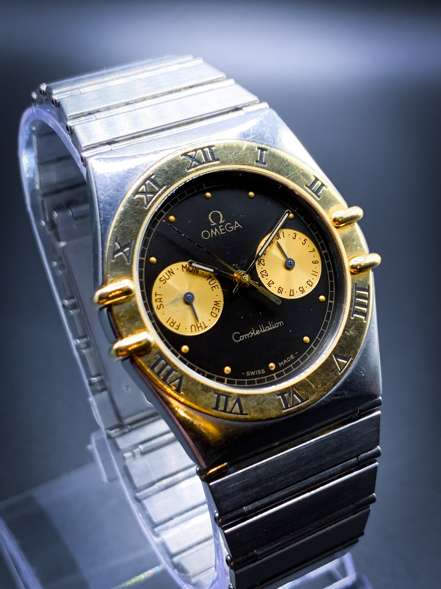 Omega Constellation Calendar 18k