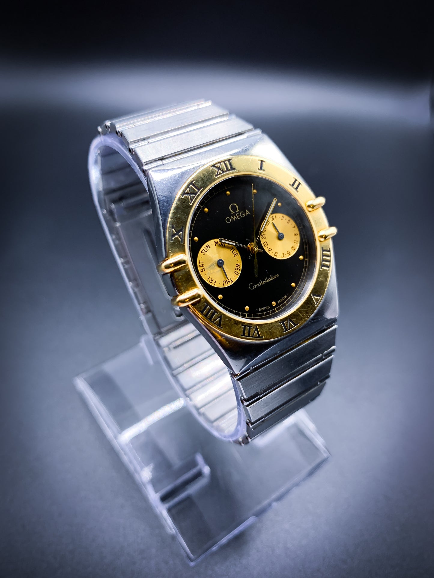 Omega Constellation Calendar 18k