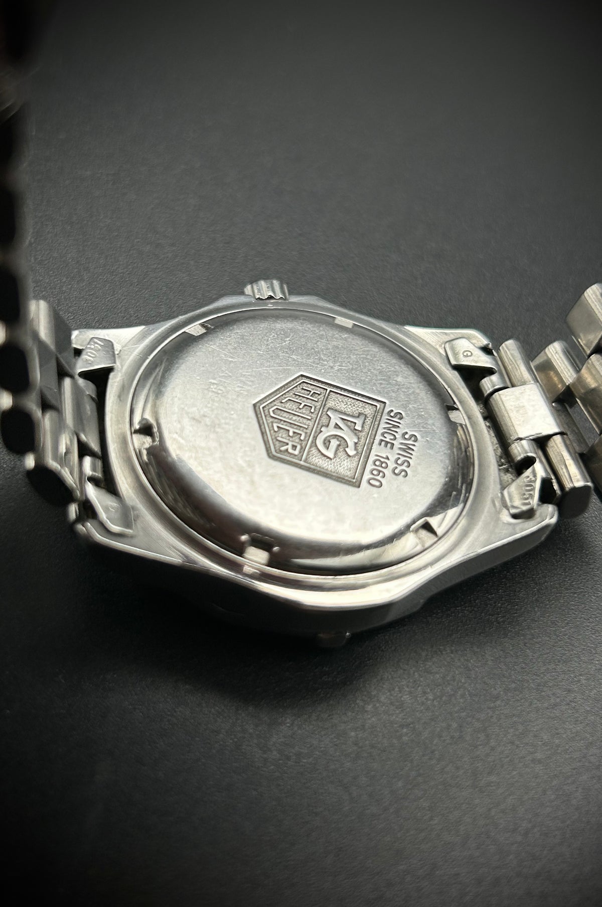 Tag Heuer 2000 Professional