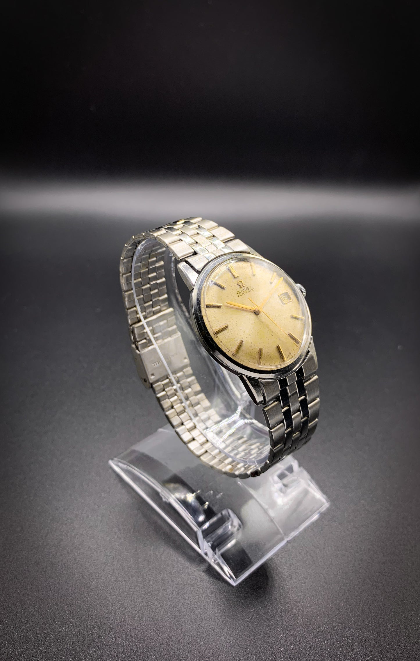 Omega 14702 Dome Dial