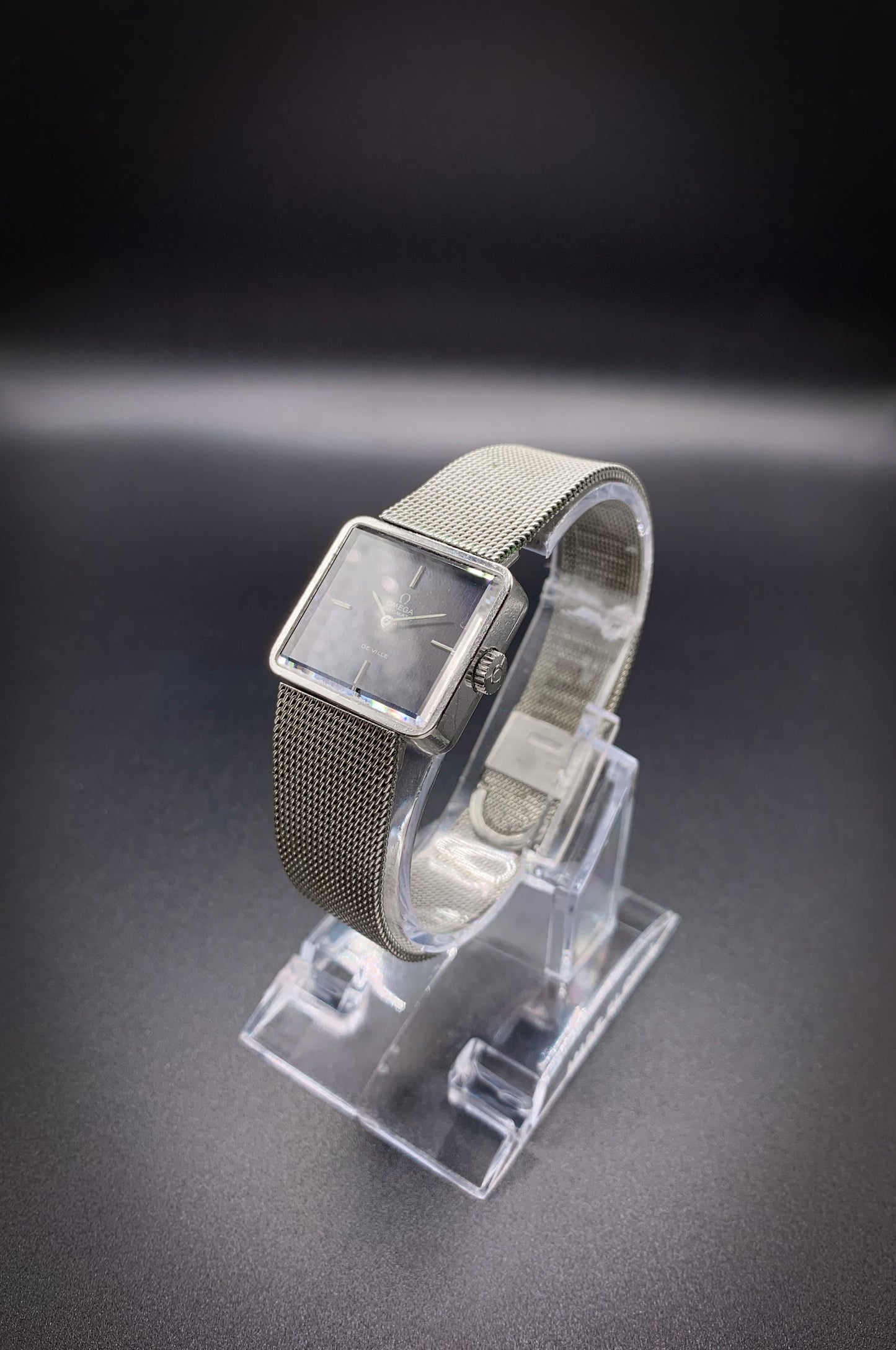 Omega De Ville
