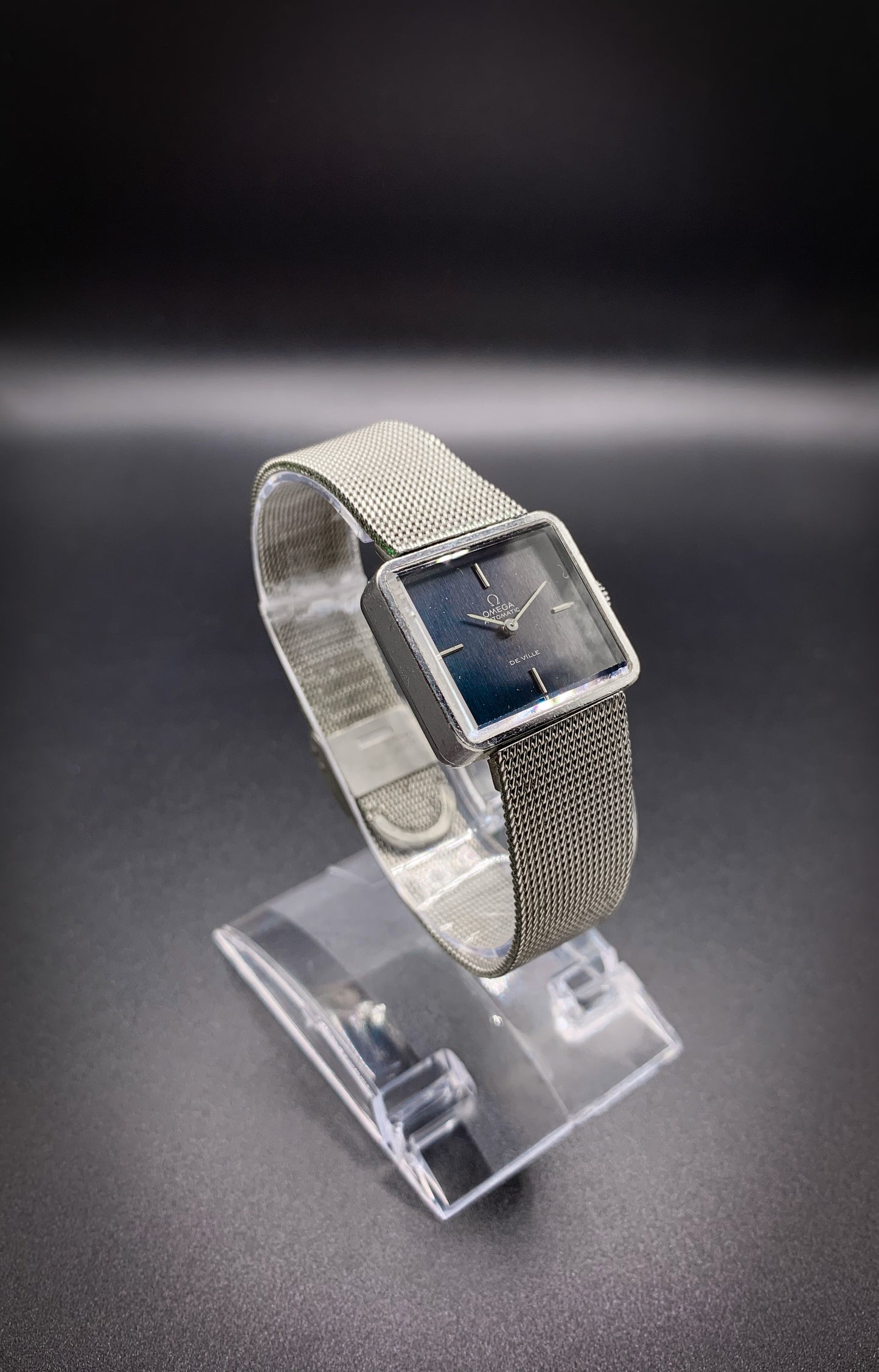Omega De Ville