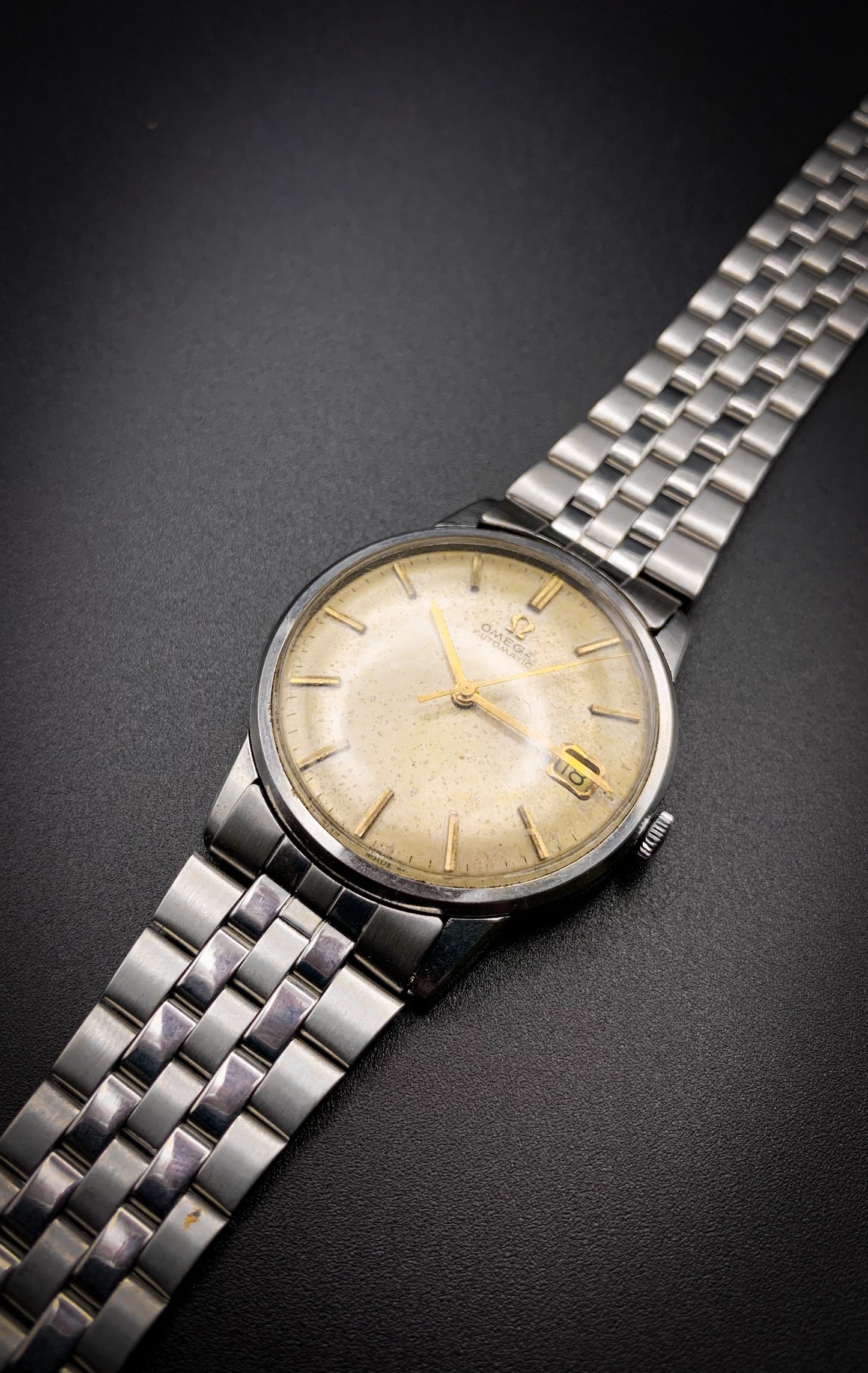 Omega 14702 Dome Dial