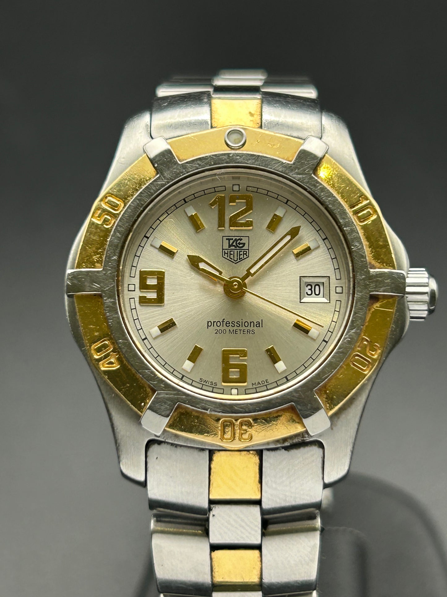 Tag Heuer 2000 Exclusive 200m Professional