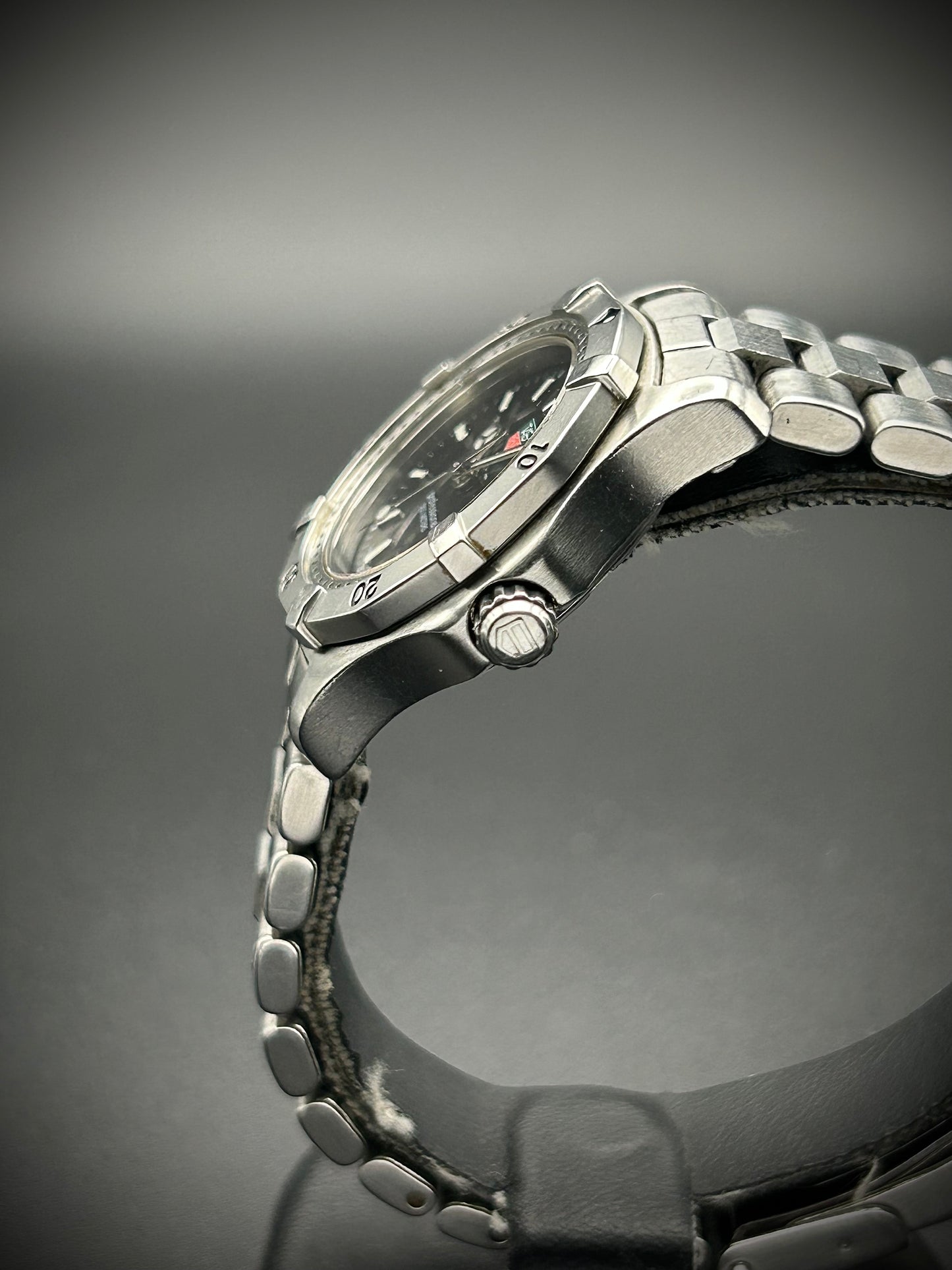 Tag Heuer Professional 200m