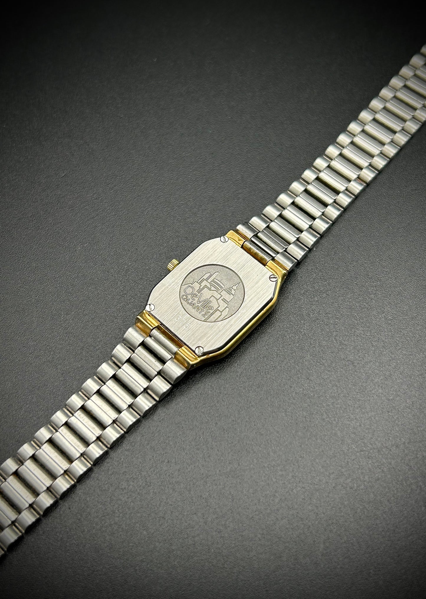 Omega De Ville