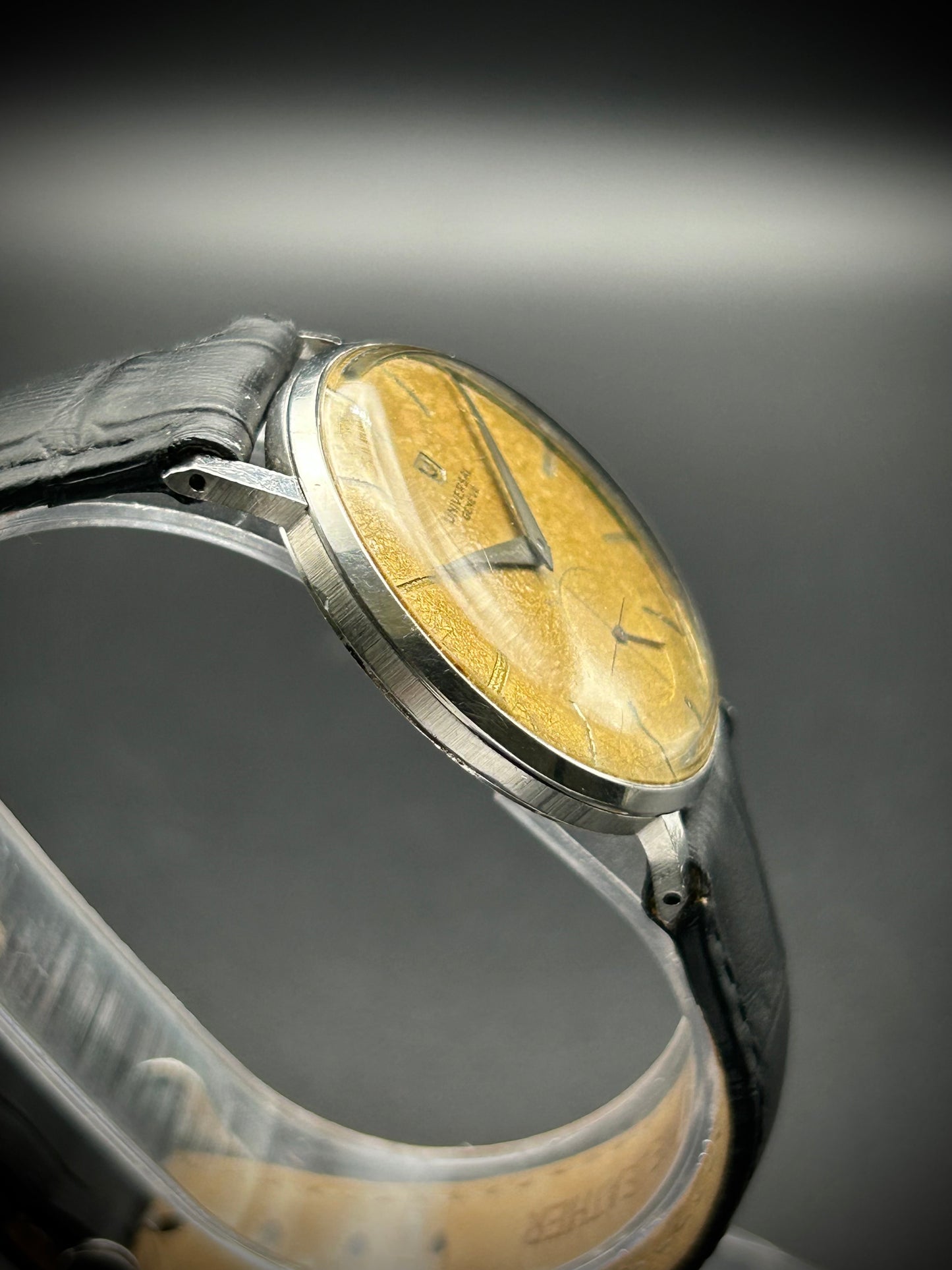 Universal Geneve Calatrava Tropical Dial