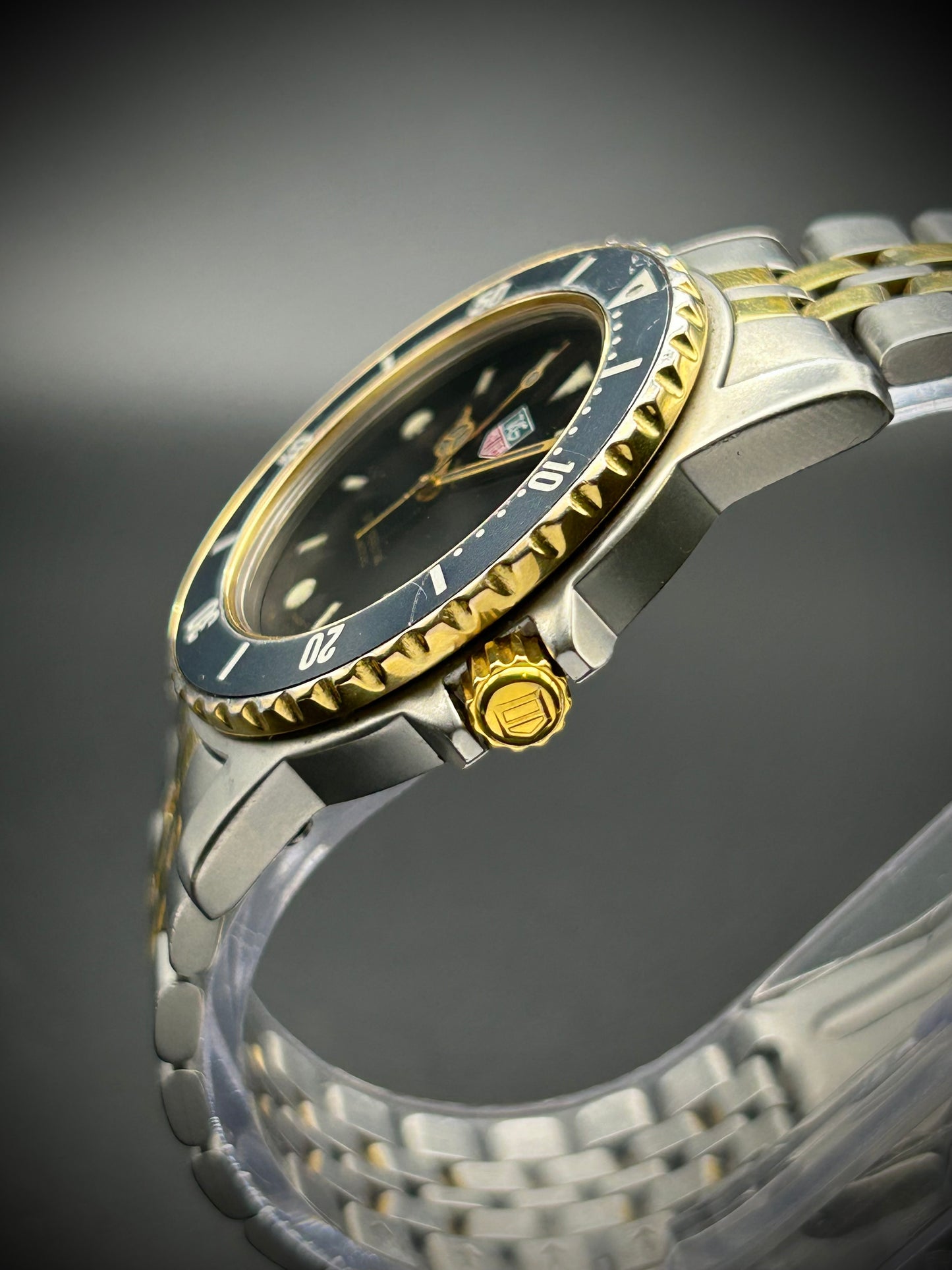 Tag Heuer 1500 Professional 200m Diver