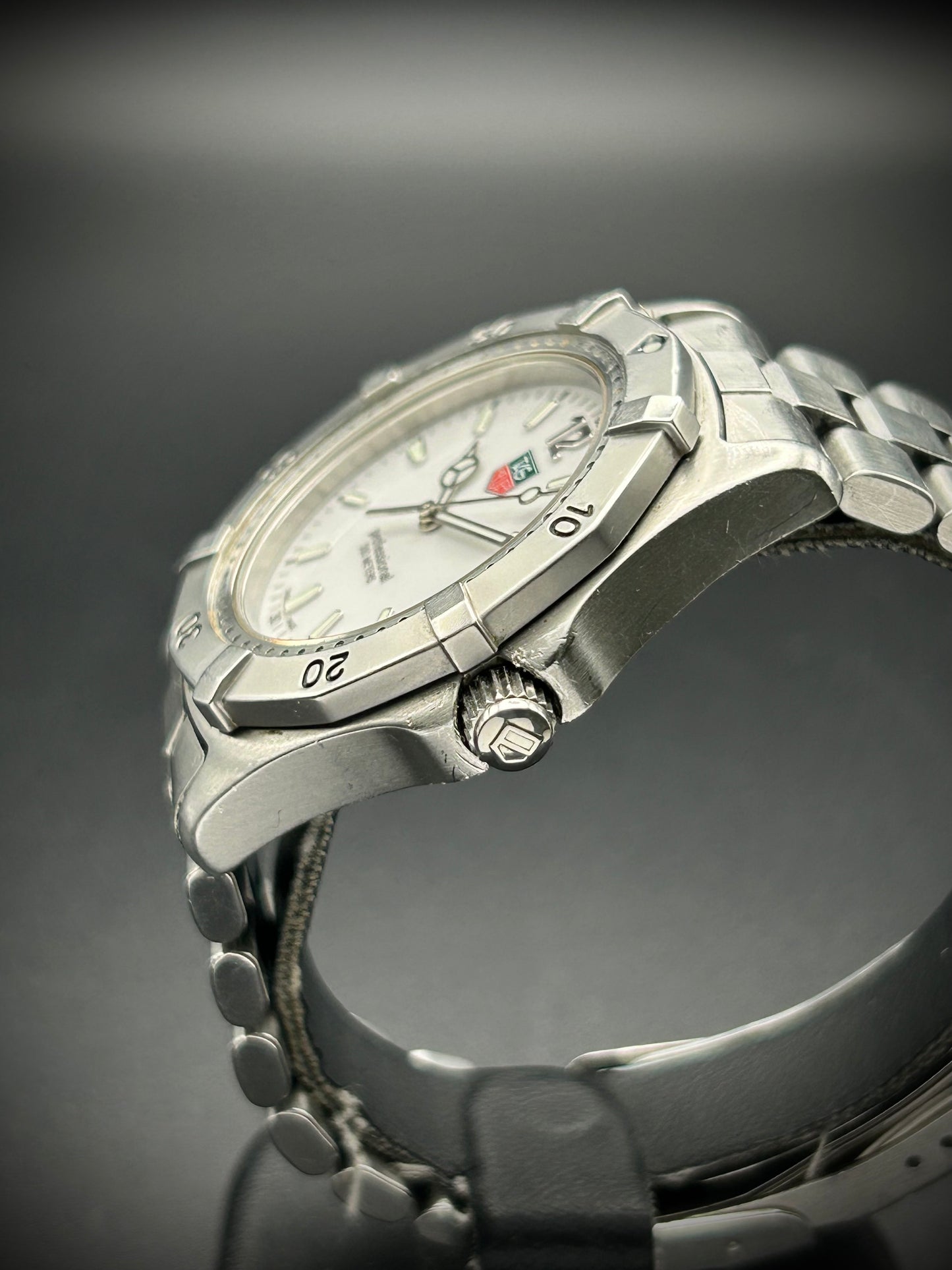 Tag Heuer Professional 200m