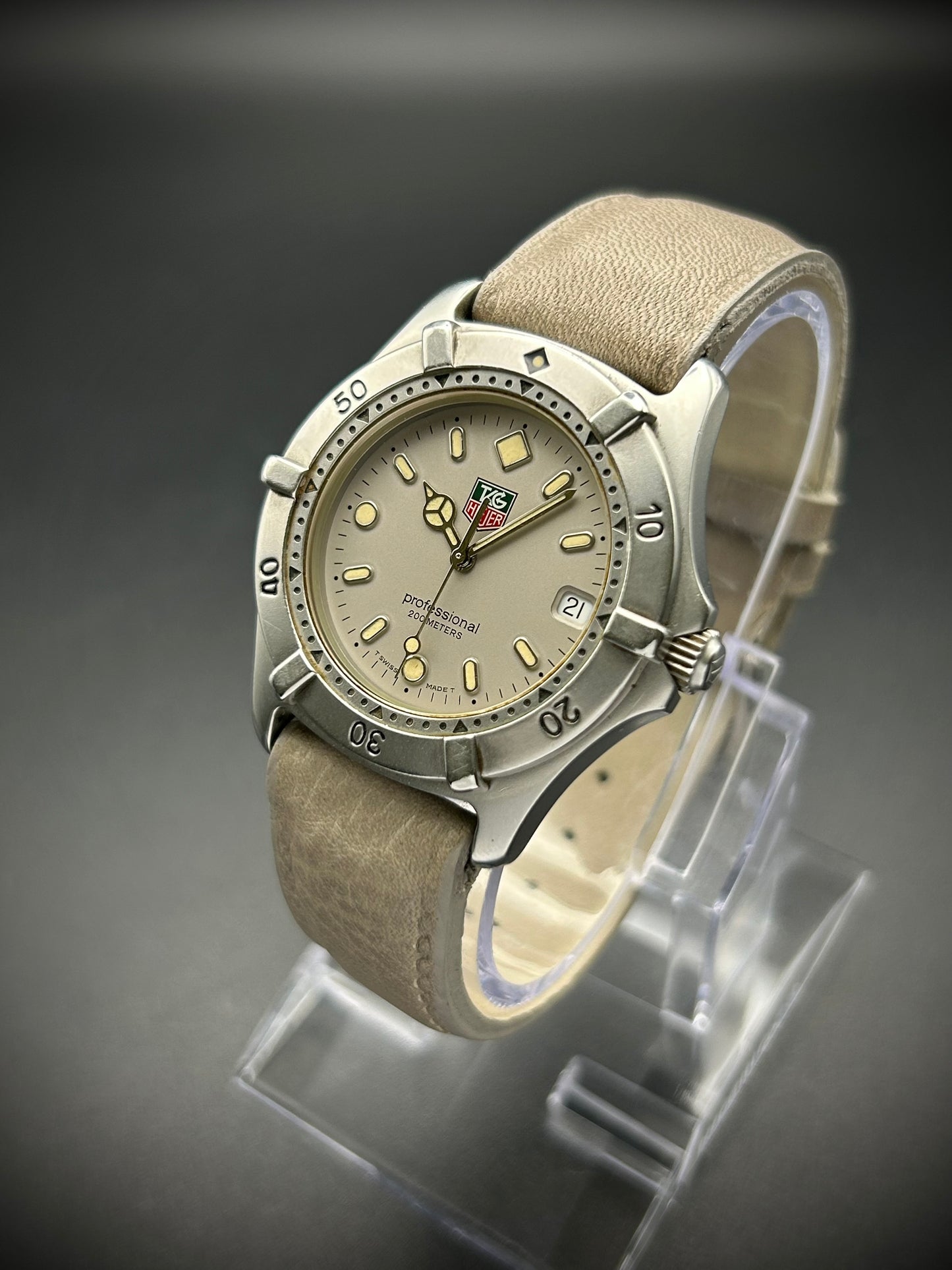 Tag Heuer 2000 Professional Classic