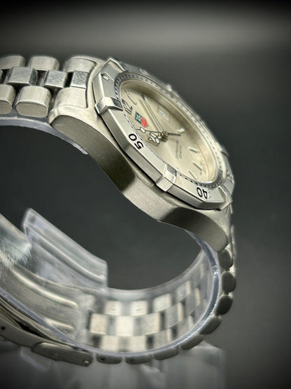 Tag Heuer 2000 Professional 200m