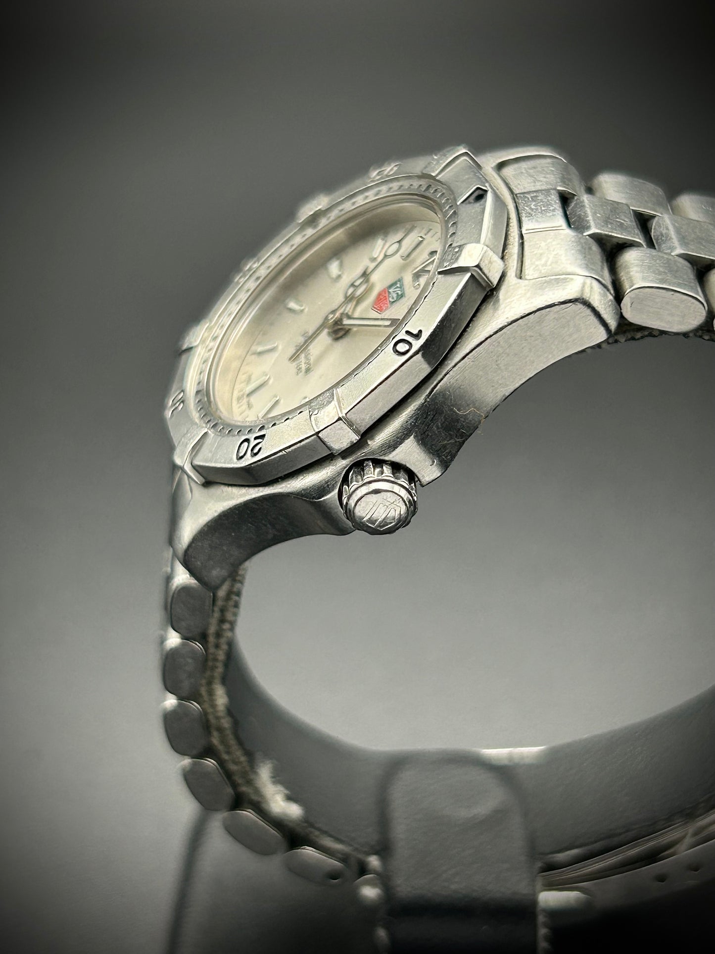 Tag Heuer Professional 200m