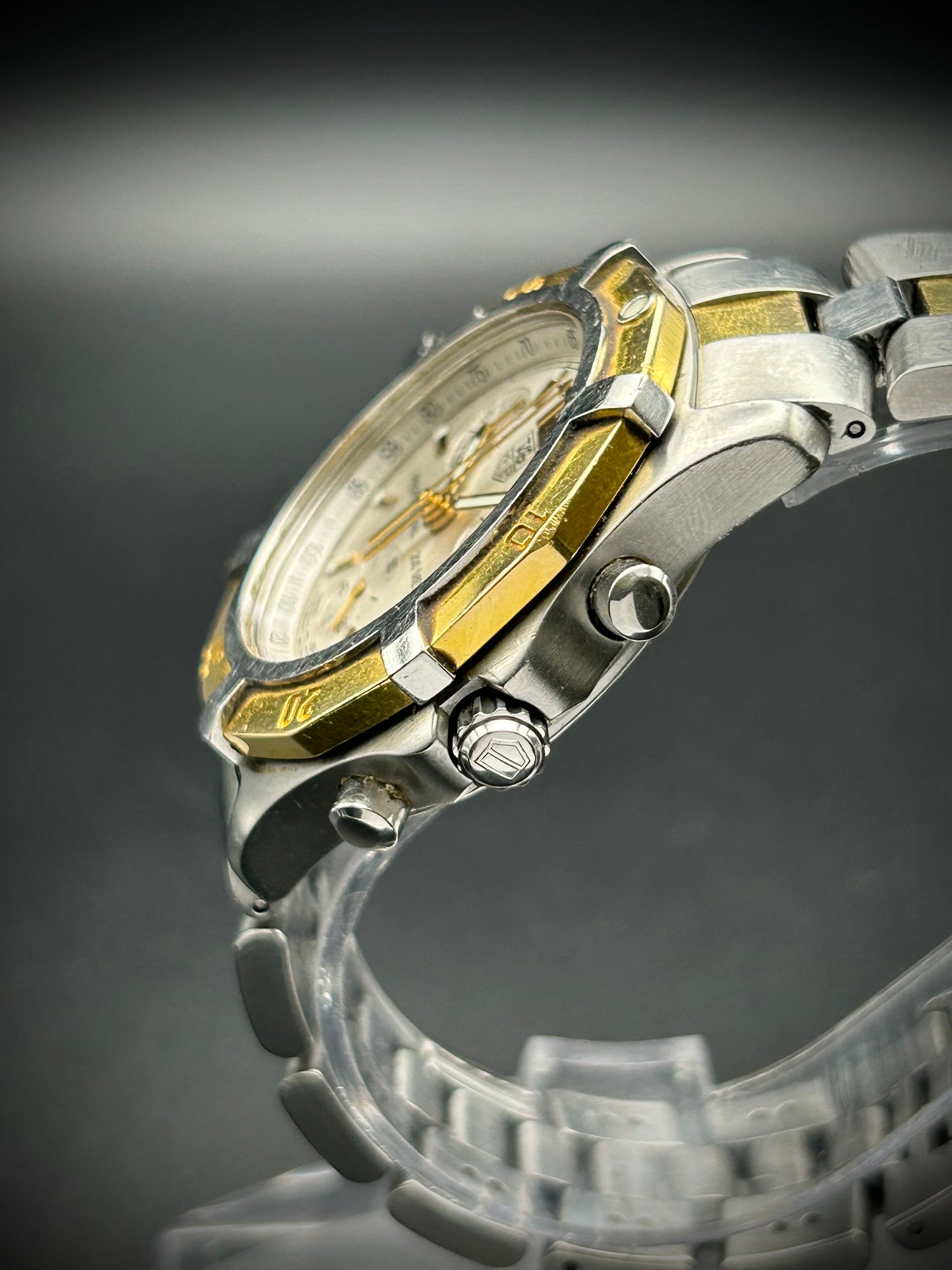 Tag Heuer Professional 2000 Exclusive
