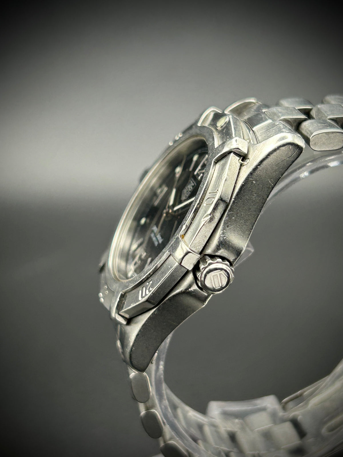 Tag Heuer 2000 Professional