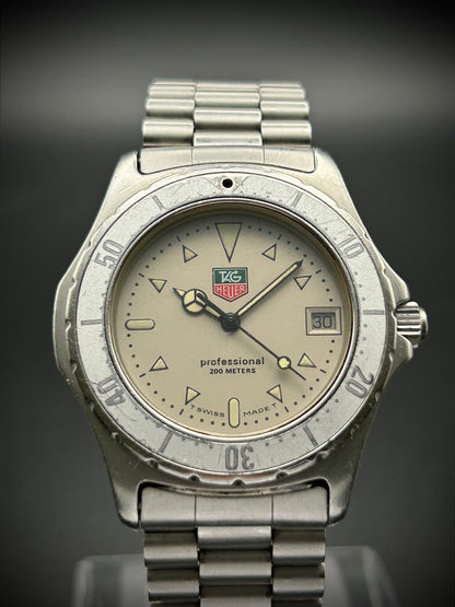 Tag Heuer Professional 2000