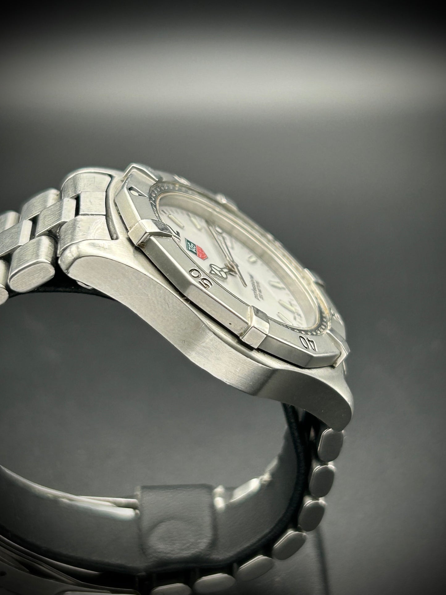 Tag Heuer Professional 200m
